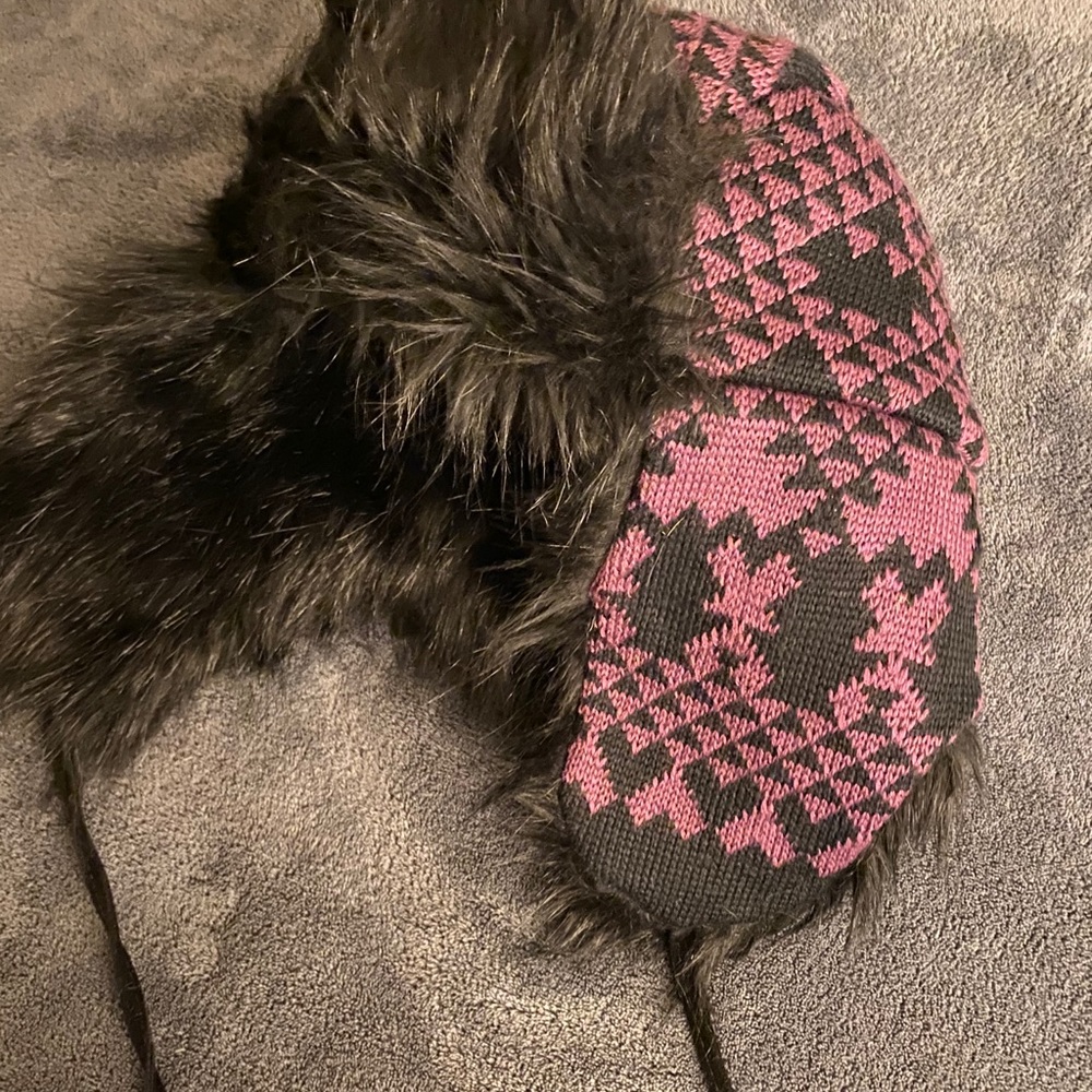 Winter hat - Picture 2 of 3
